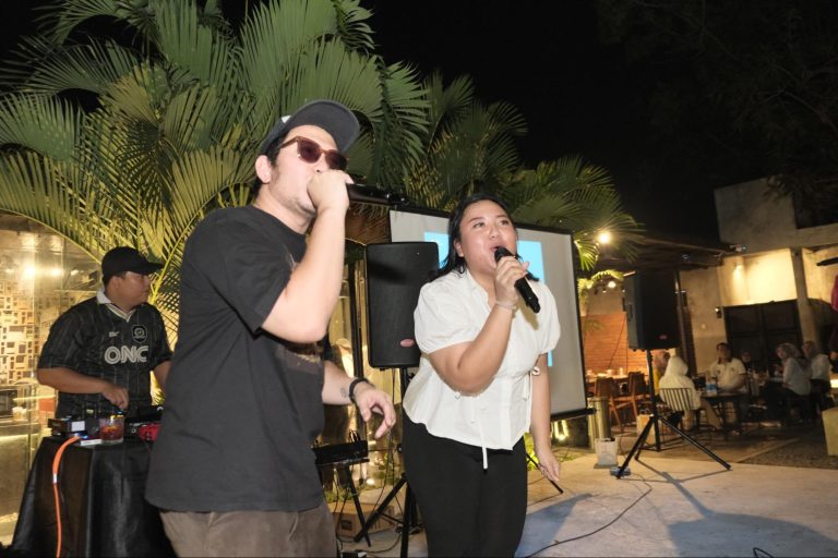 Read more about the article Jumat Berkahraoke: Singing Loud, Laughing Louder